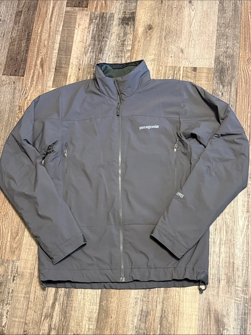 Patagonia Adze Men’s soft shell grey jacket Size M